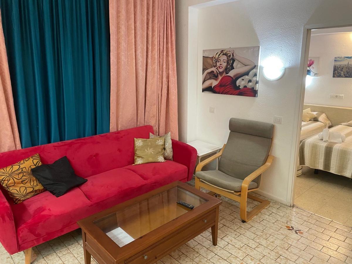 4th Floor Yumbo Centrum Appartement