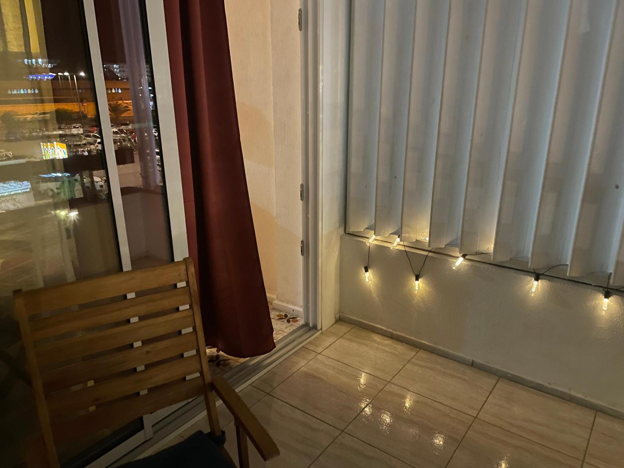 4th Floor Yumbo Centrum Appartement *